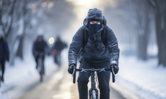 Ako sa starať o batérie elektrických bicyklov v zime: Rady pre lítiové a olovené varianty
